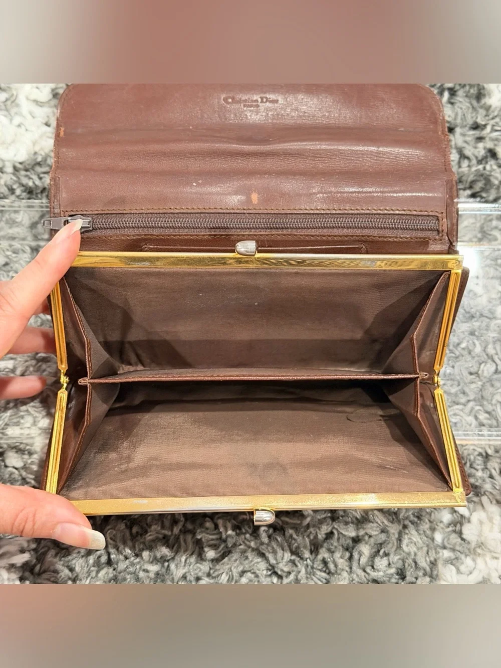 EUC Authentic Vintage Christian Dior Kiss lock Long Wallet Leather